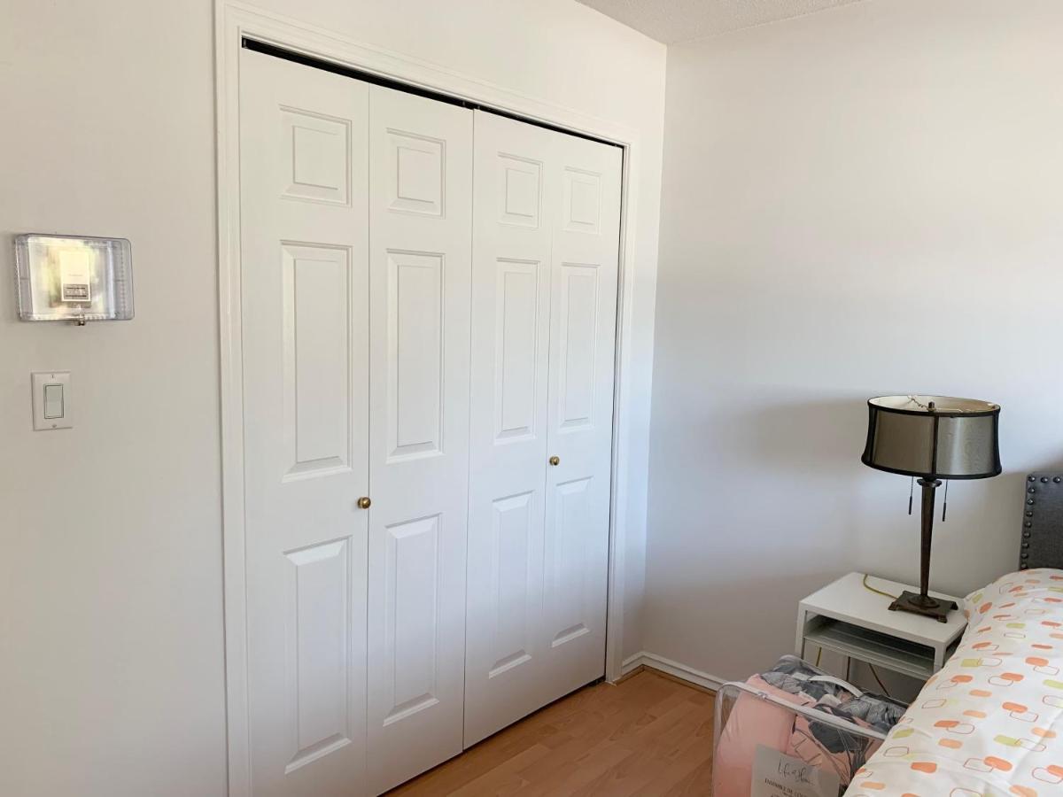 One Bedroom Queen Bed Sharing Washroom In Tiger Sweet House License## 列治文 外观 照片